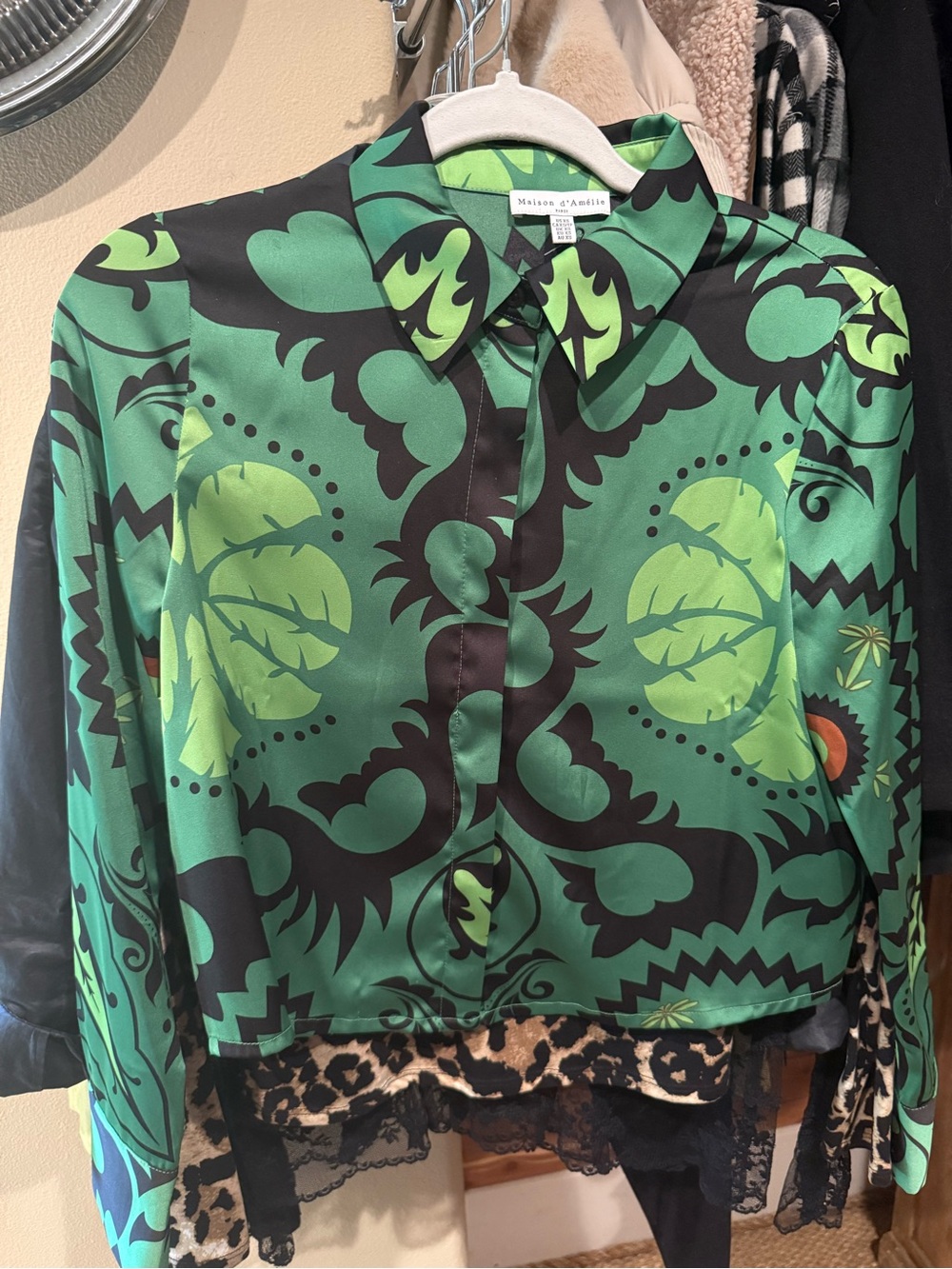 Source Unknown Green and Black Printed Satin Shirt Jacket